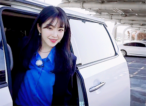 
사랑스런 아이린 (레드벨벳)
