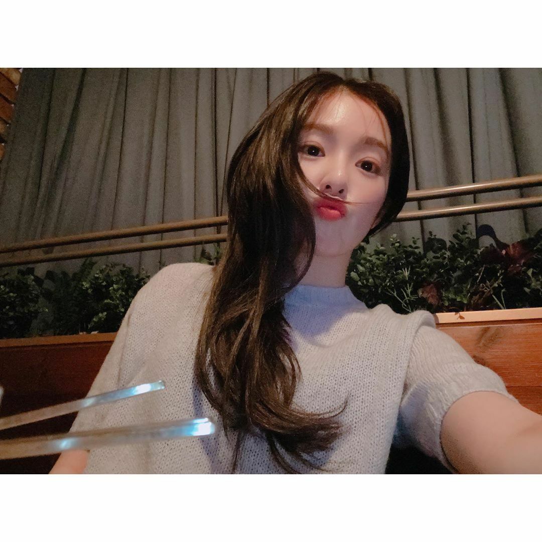 
사랑스런 아이린 (레드벨벳)
