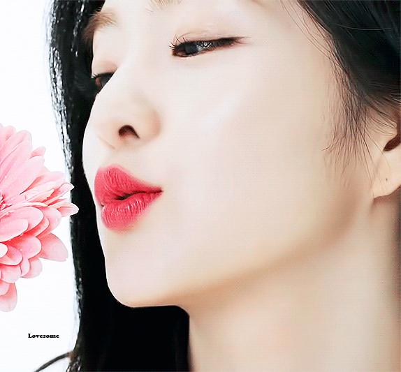 
사랑스런 아이린 (레드벨벳)
