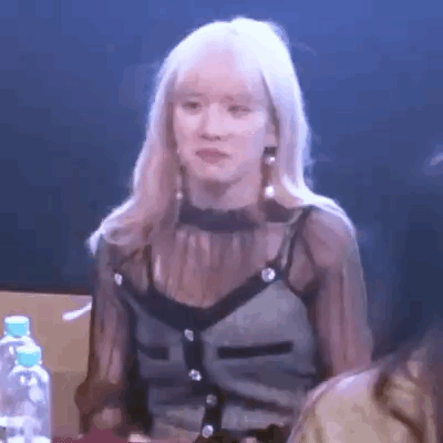 
우주소녀의 신개념 하트.gi
