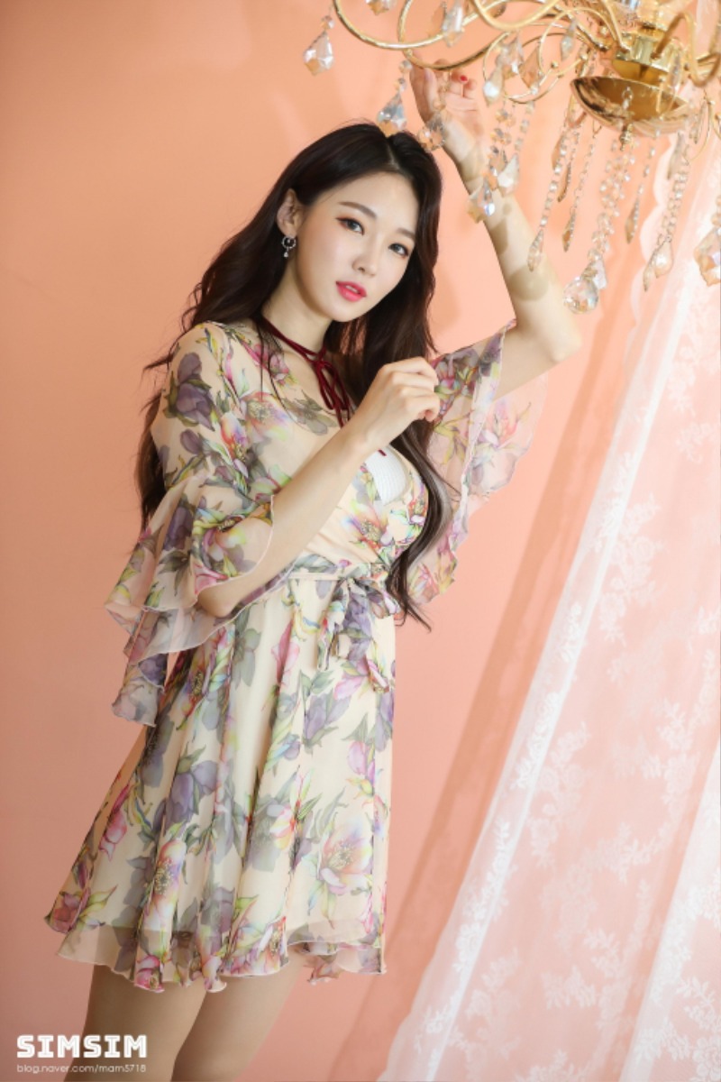 
Jin Yu Ri 진유리
