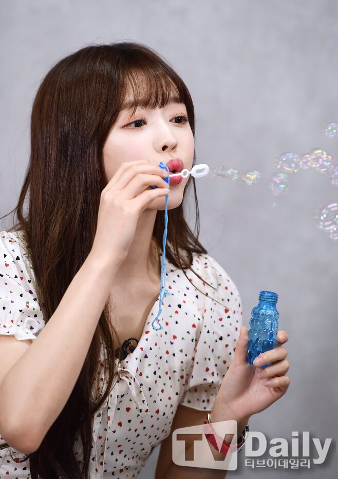 
오마이걸 유아
