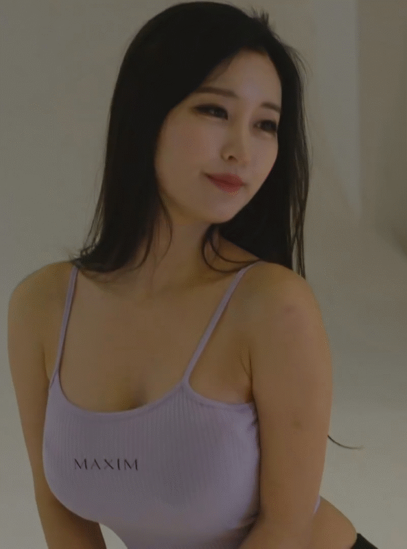 
미스맥심 2019 참가 아나운서 김나정
