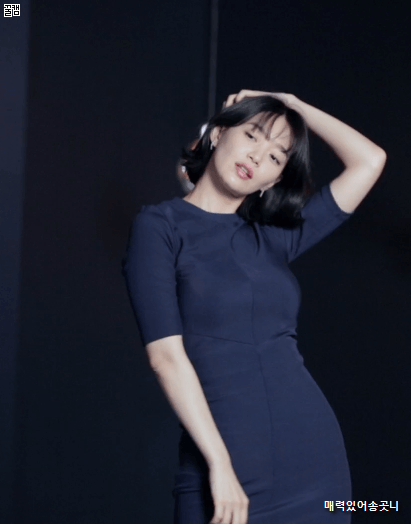 
신민아 원피스핏
