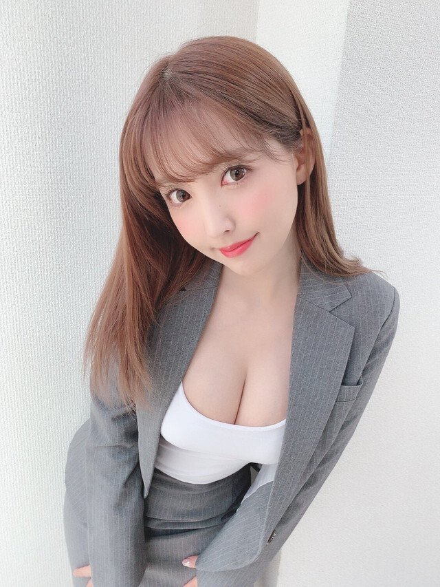 
미카미 유아
