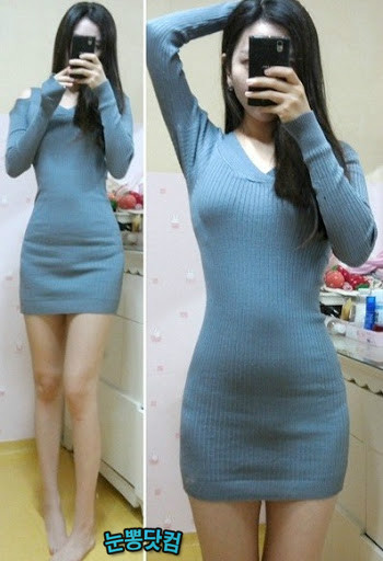 
한참을 보게되는 회색 원피스 한장의 미학..
