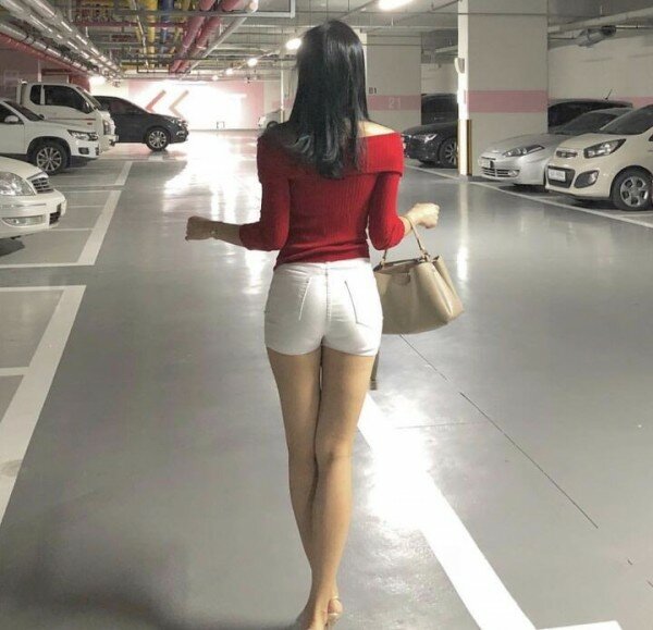 
ㅇㅎ) 레깅스가 진짜 잘어울리는 누나
