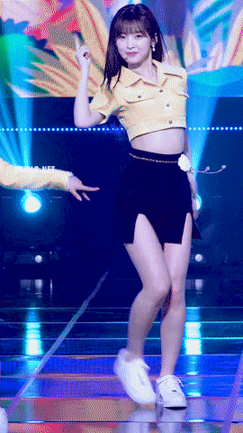 
눕방 잠옷 아린이 (오마이걸)
