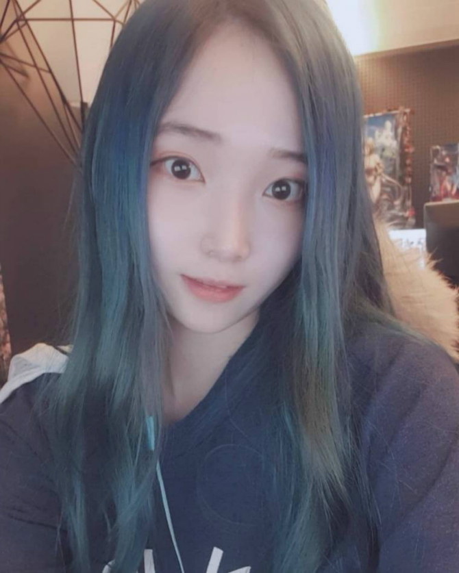 
코스어 밤비
