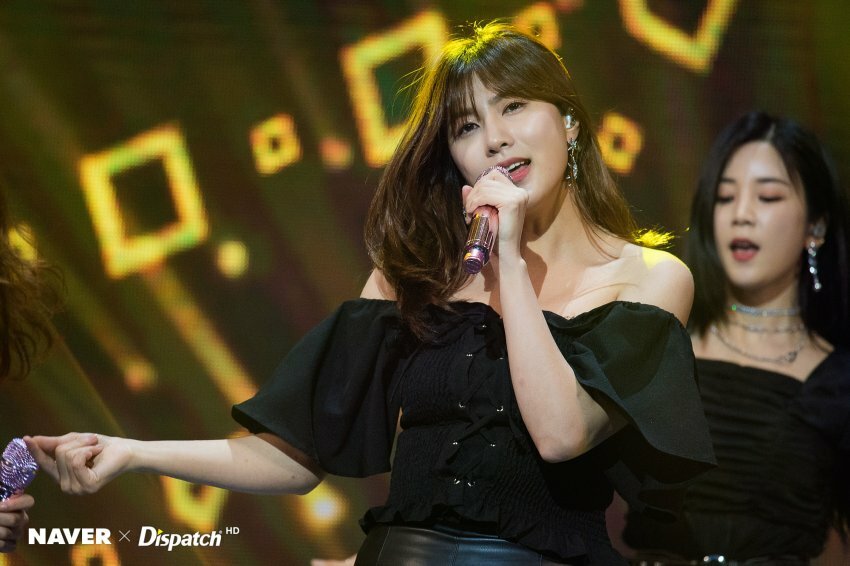 
에이핑크, 틱톡 라이브 스테이지 프럼 서울 디스패치 포토
