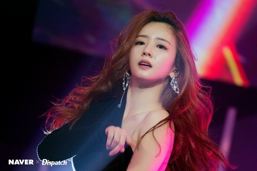 
에이핑크, 틱톡 라이브 스테이지 프럼 서울 디스패치 포토
