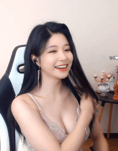 
별풍 받는 bj
