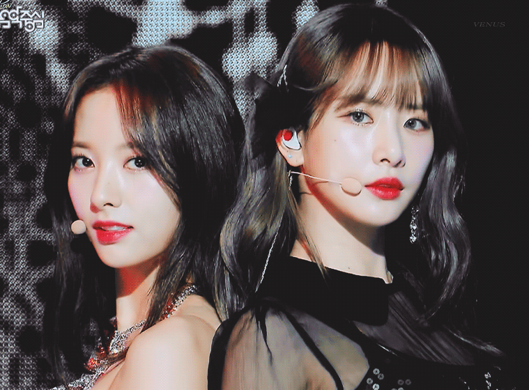 독보적인 엔딩 안무 우주소녀.gif