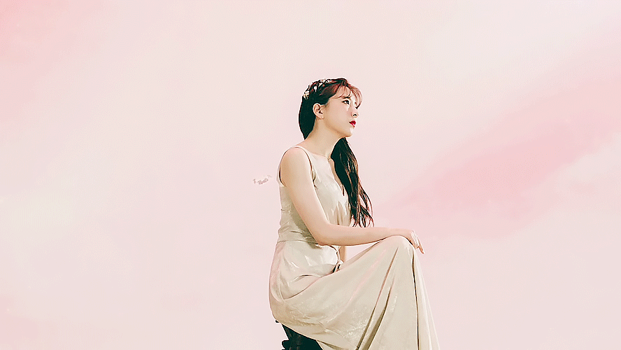 우주소녀 출격 하루 전..jpgif