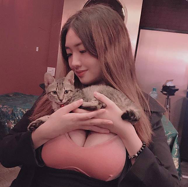 
금요일이 신나지 않는 분들을 위하여~
