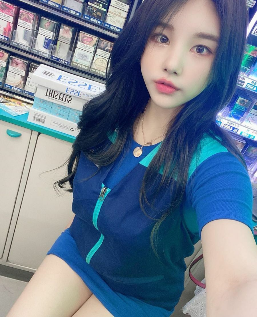 
편의점 알바녀
