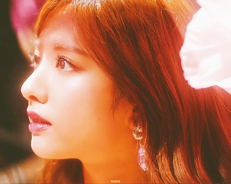 
컴백한 우주소녀 보나 비주얼.jpgif
