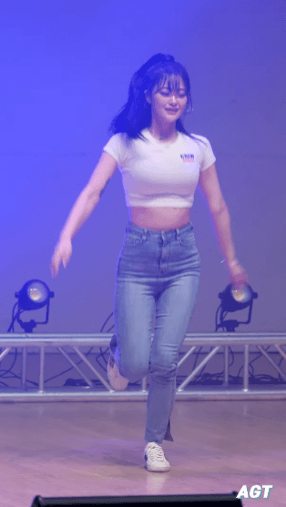 
춤추는 처자
