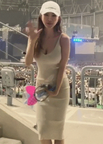 
모델 김사랑
