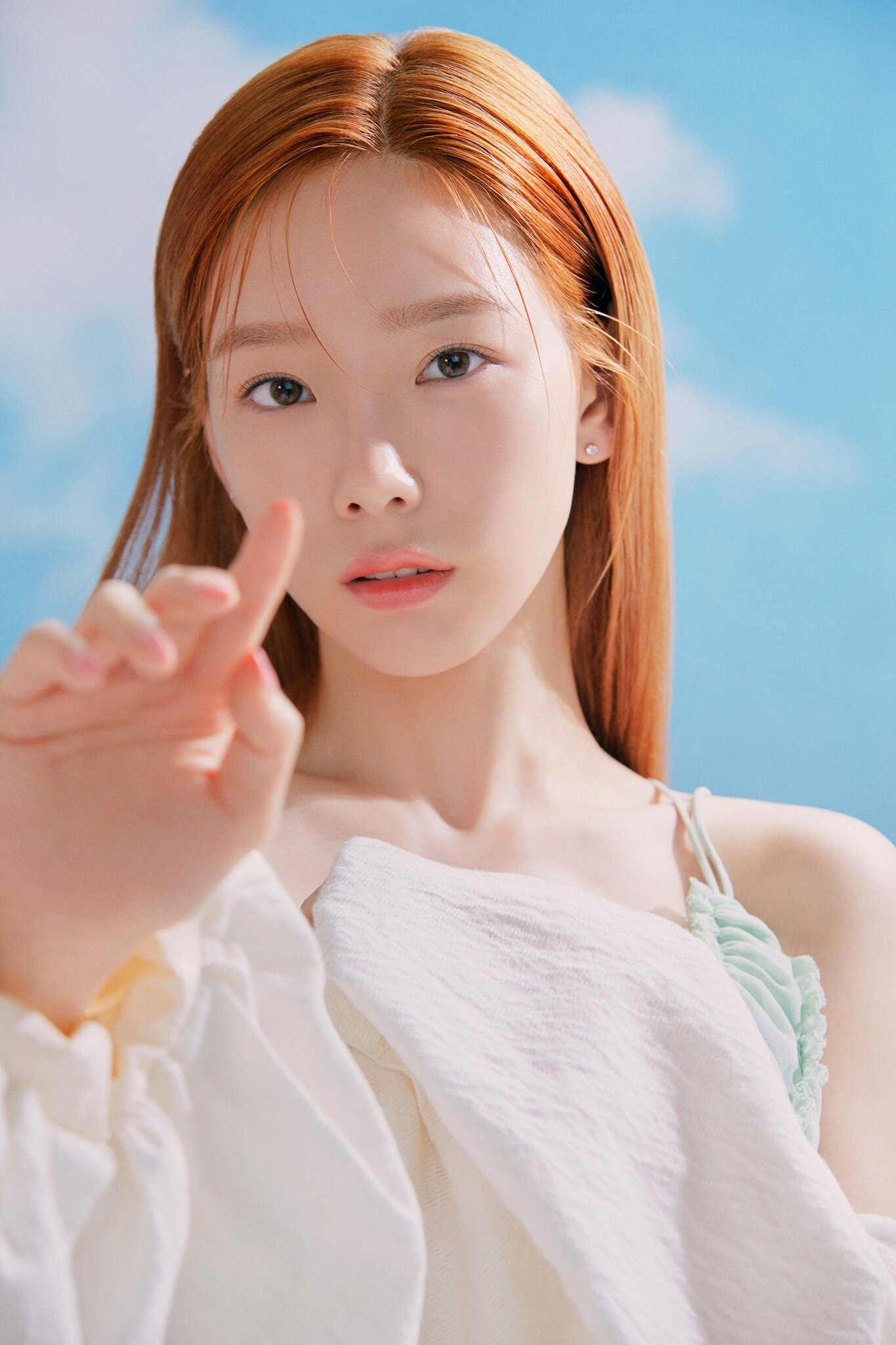 
태연 새로찍은 화보
