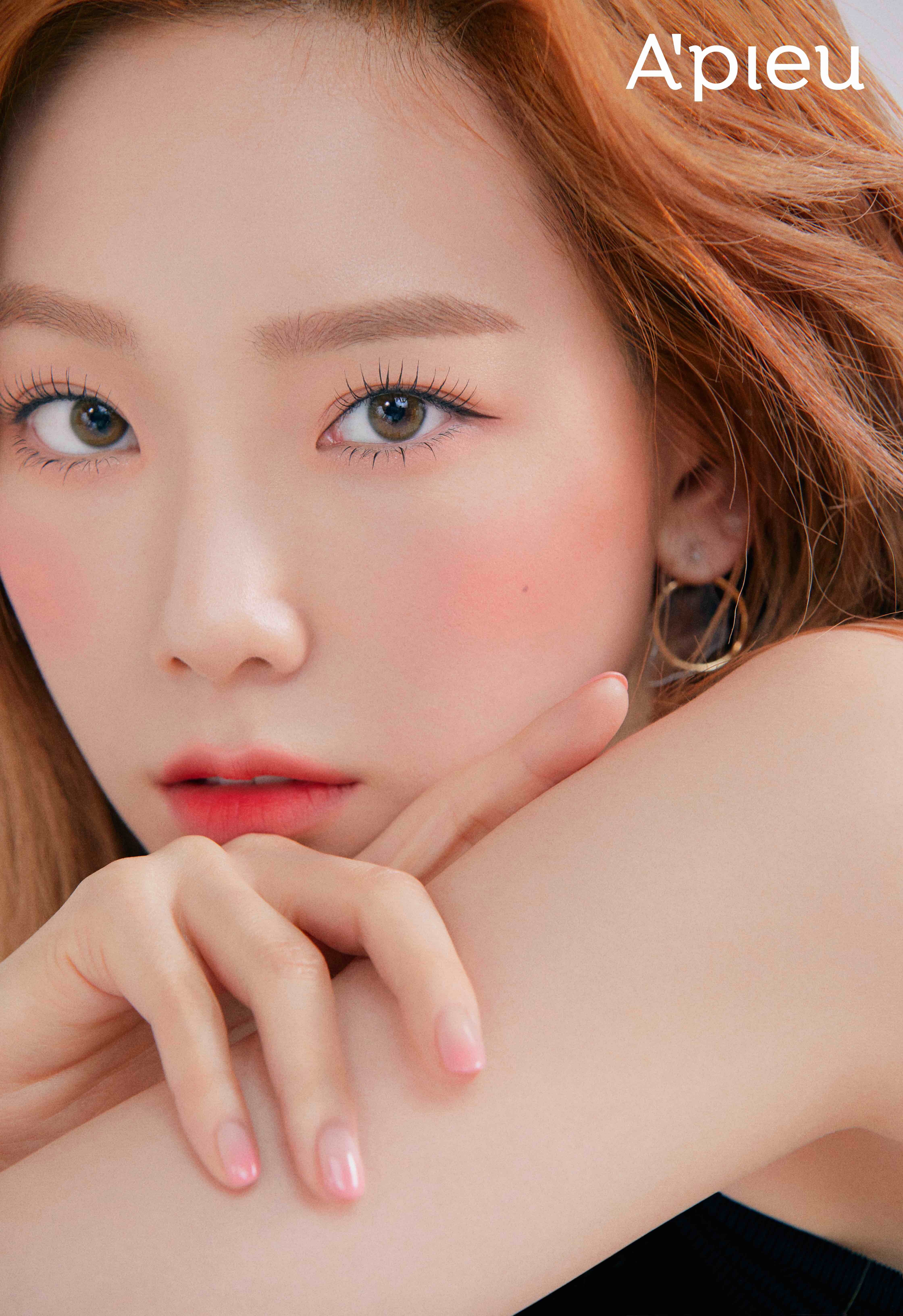 
태연 새로찍은 화보
