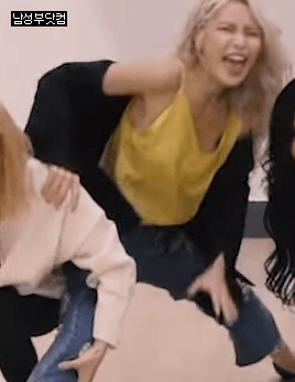 
솔라
