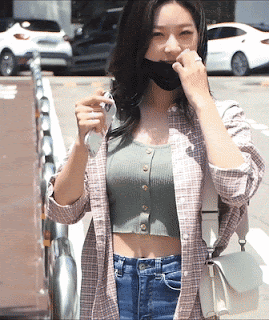 
진짜 잘 큰 새론이
