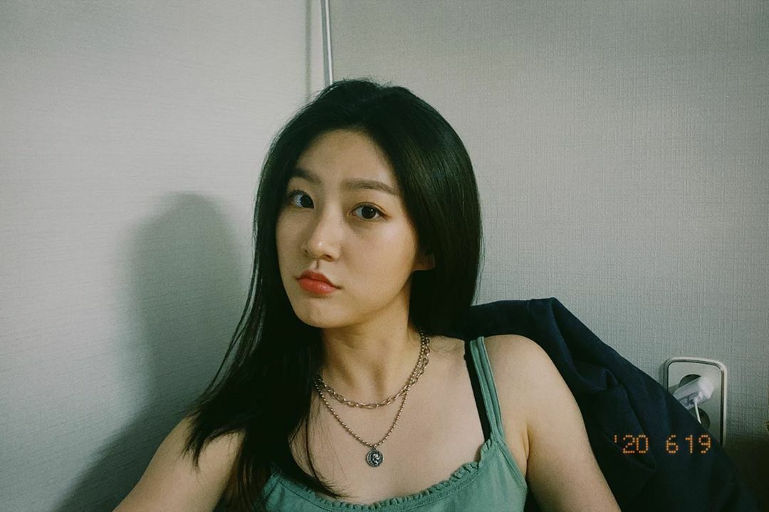 
진짜 잘 큰 새론이

