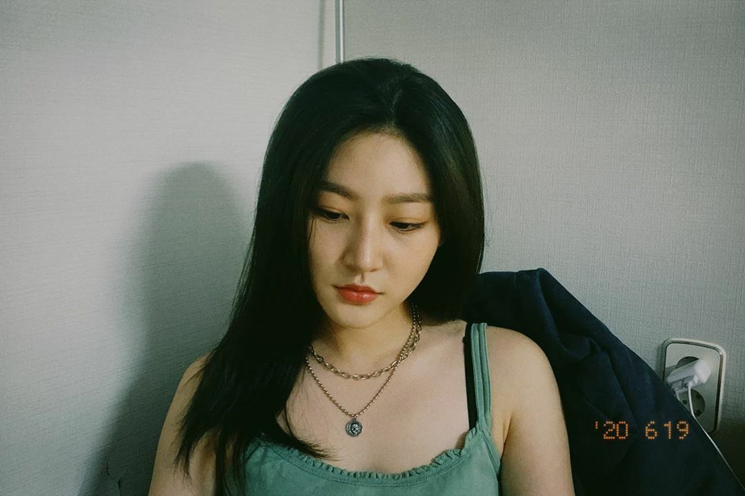 
진짜 잘 큰 새론이

