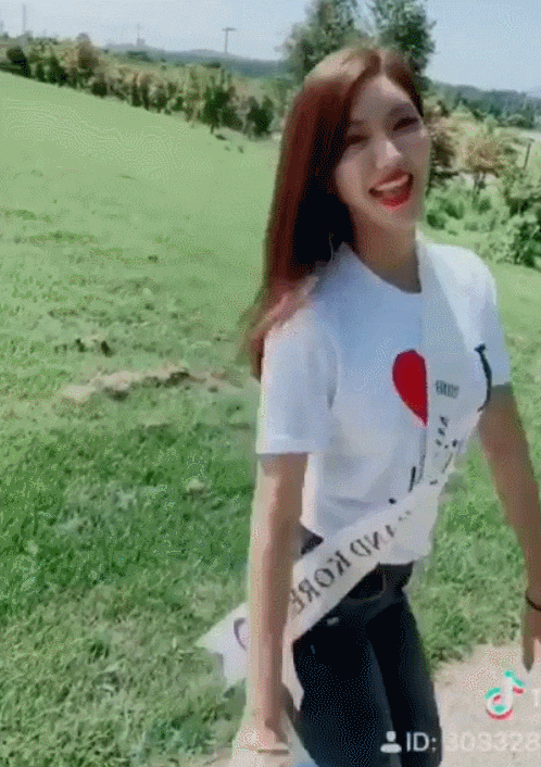 
아이돌 출신 모델 겸 필라테스 강사
