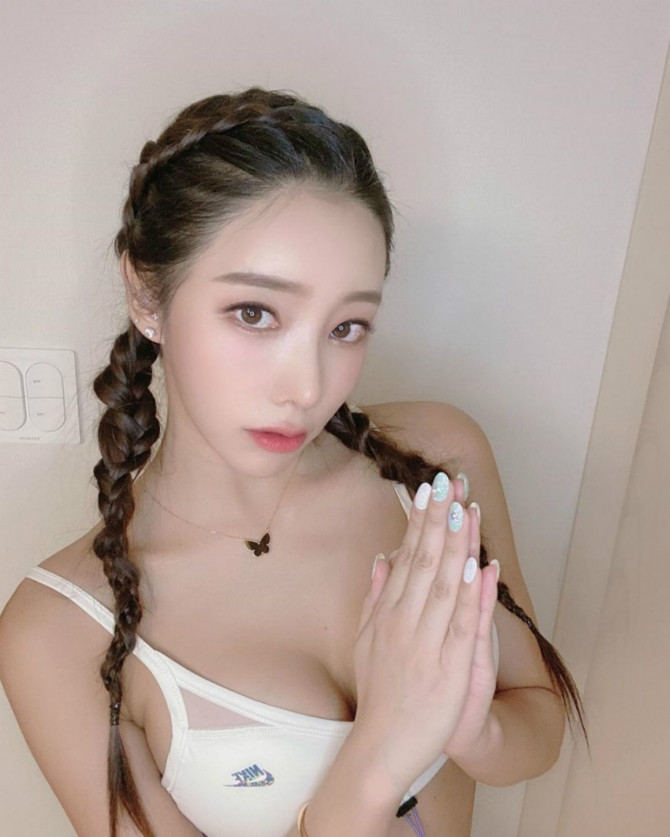 
모델녀
