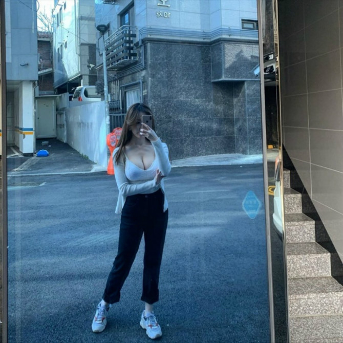 
트레이너 나현
