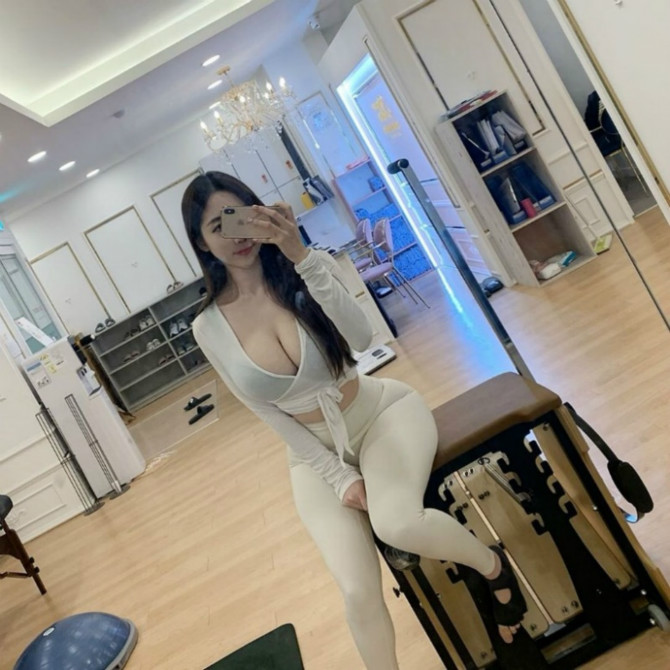
트레이너 나현
