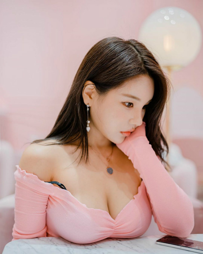 
ㅇㅎ) 모델 쮸리
