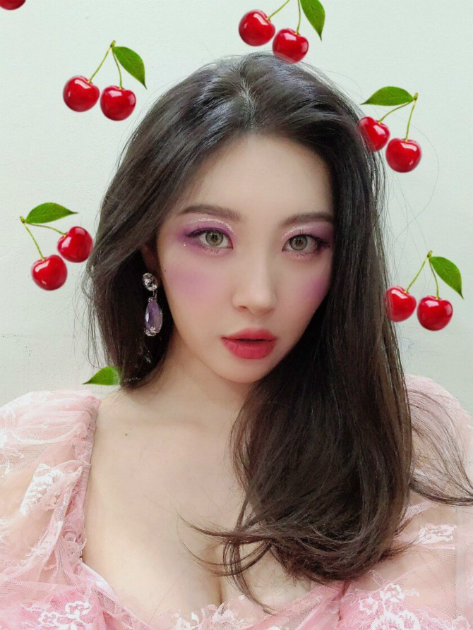 
핑크핑크한 선미 셀카
