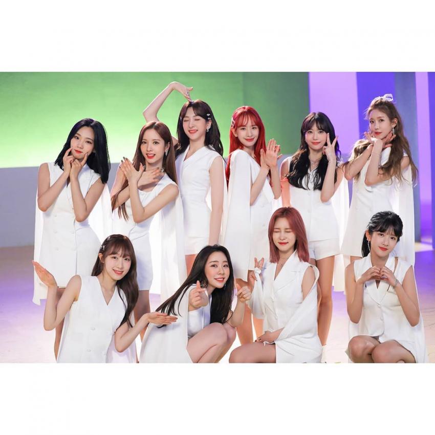 페어안무 맛집 우주소녀.gif