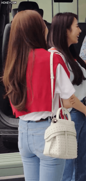 
박민영 뒤태
