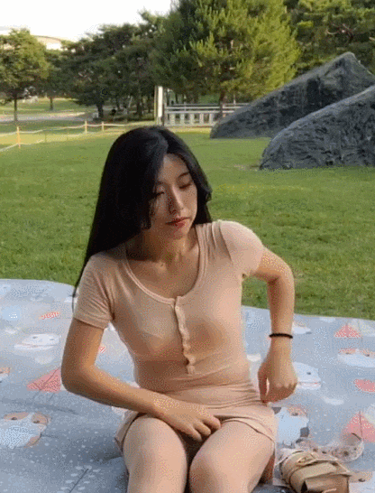 
돗자리 눕방
