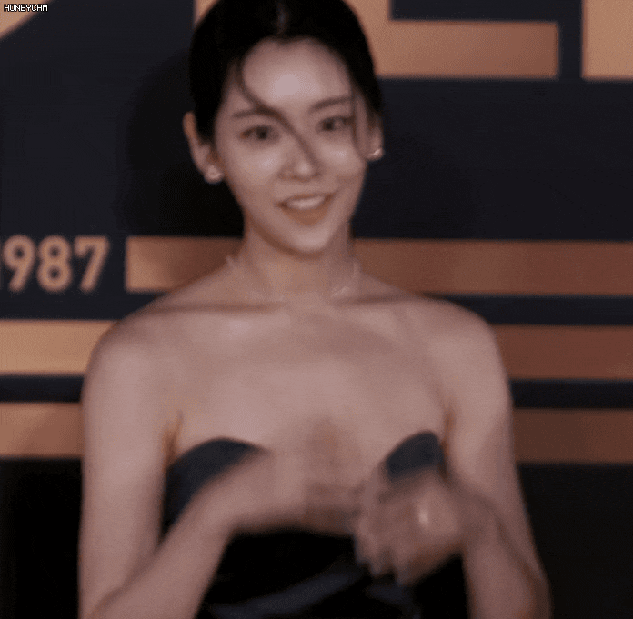 
드레스 입은 차주영

