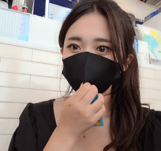 
감동적인 몸매
