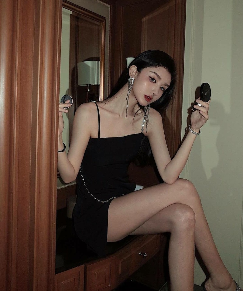 ^ - ^))) 톡 톡~