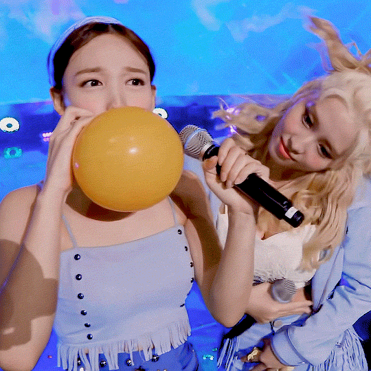 
모모
