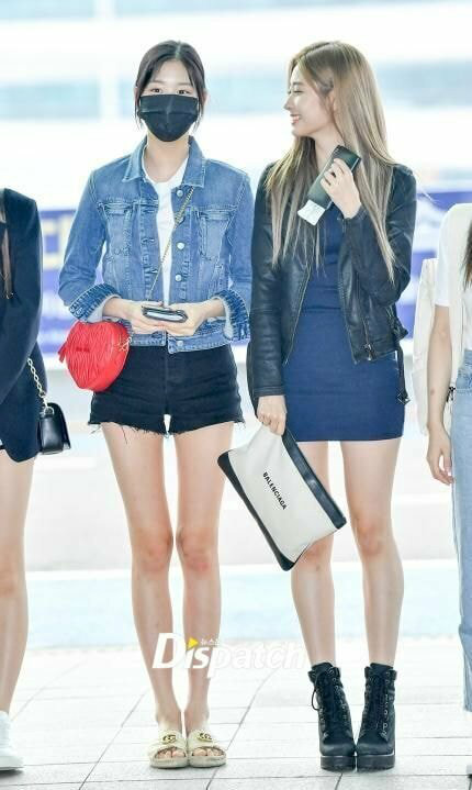 
다리가 엄청 긴 연예인

