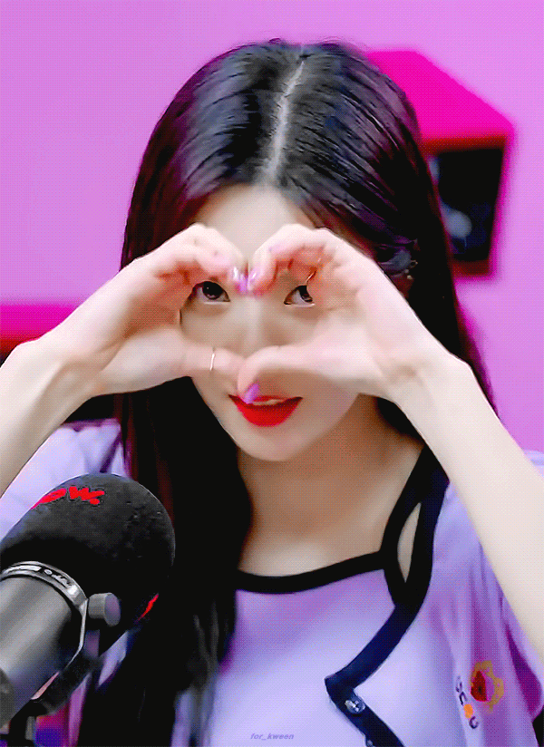 
권은비
