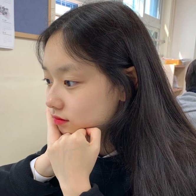 
삼촌들 울리는 스타일
