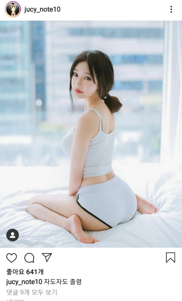 
인스타 섹시한 모델
