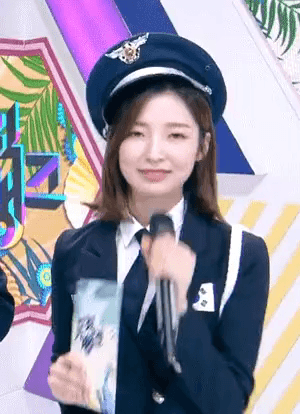 
제복 아린 (오마이걸)
