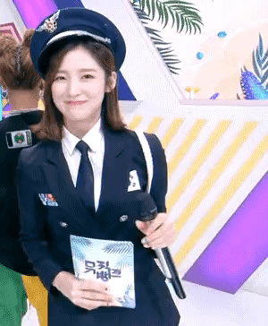 
제복 아린 (오마이걸)
