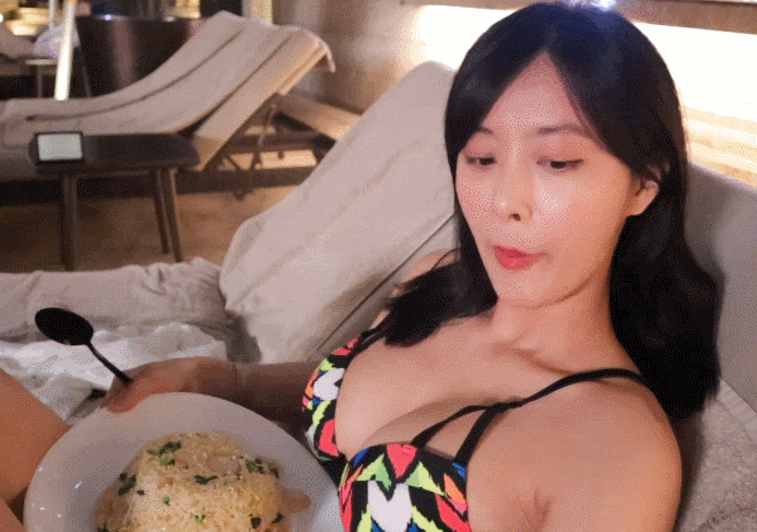 
볶음 밥
