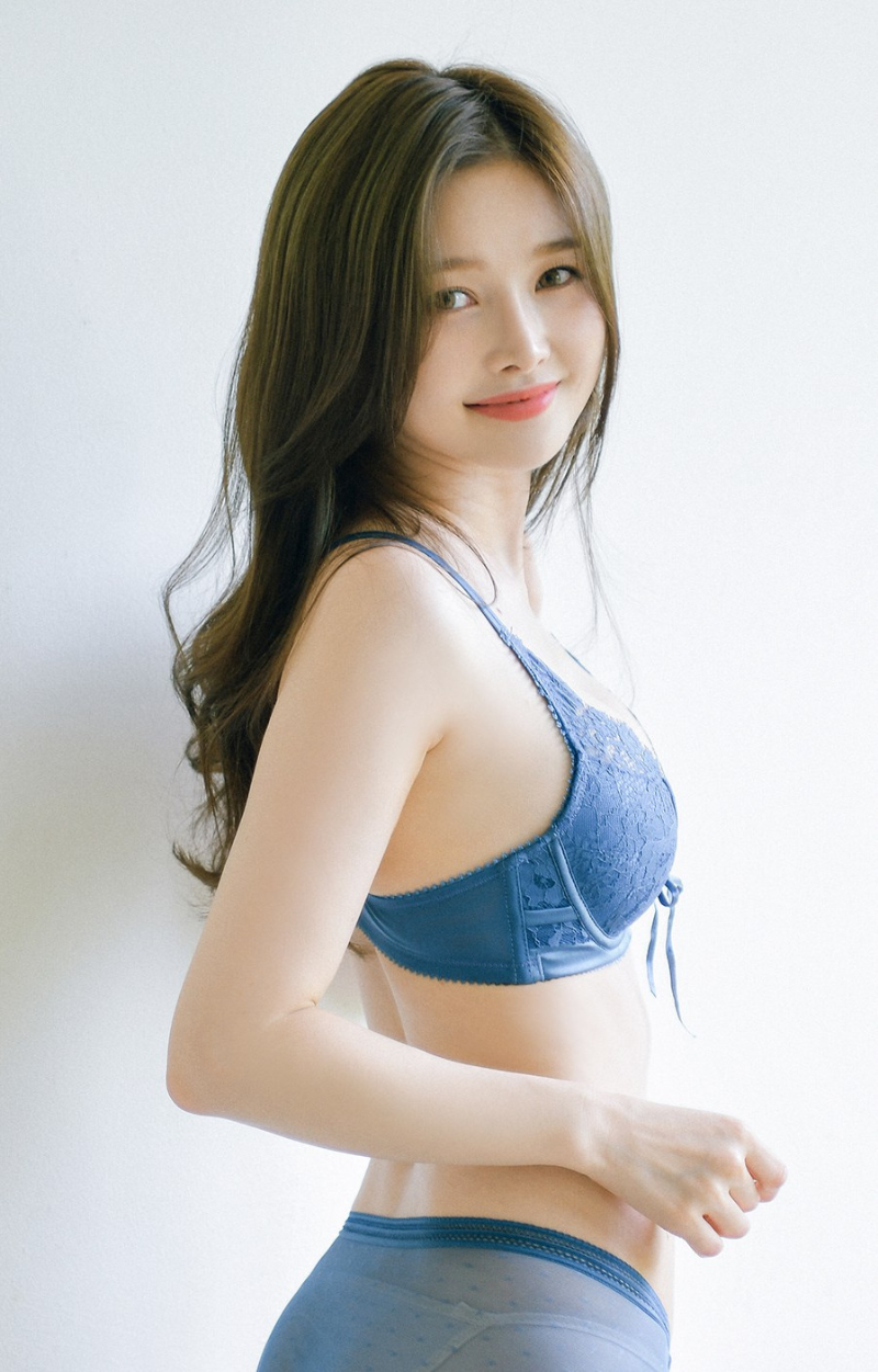 JooYi - August 03, 2020 Set